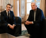 Emmanuel-Macron-avec-Michel-Barnier-alors-negociateur-en-chef-de-la-Commission-europeenne-le-31-janvier-2020-1935948.jpg